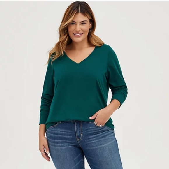 torrid Tops - Torrid Girlfriend Signature Jersey V-Neck, minimalist Long sleeve shirt